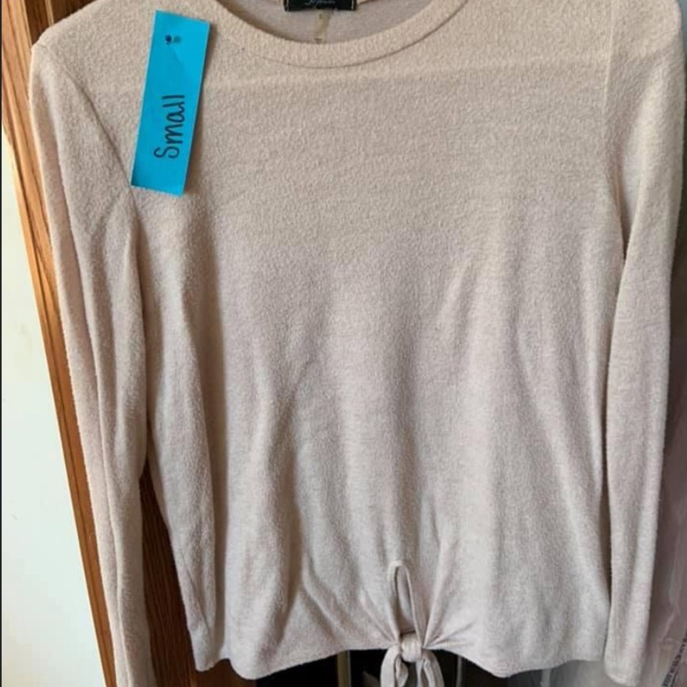 Soprano sweater